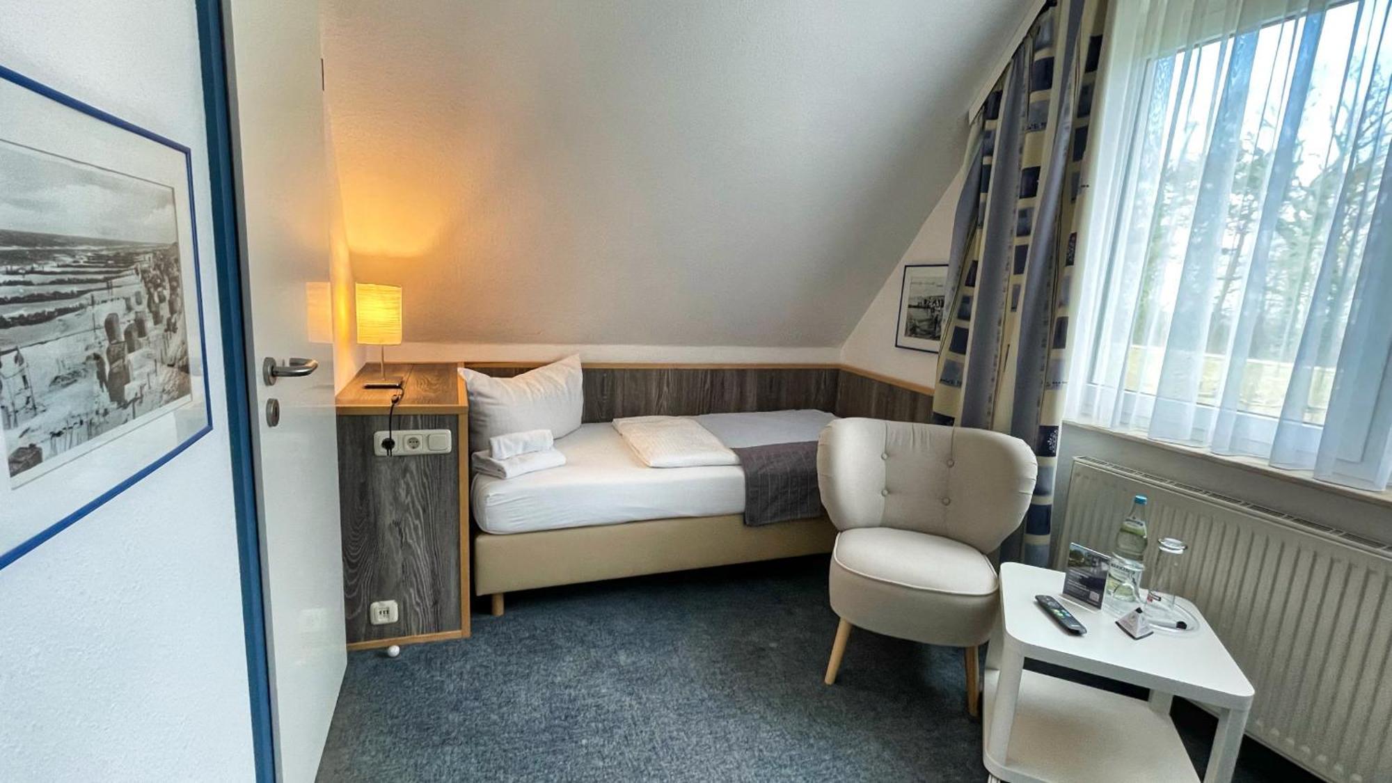Hotel & Restaurant Seebruecke Цингст Экстерьер фото